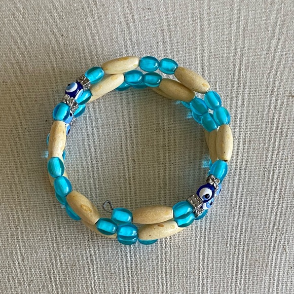 Handmade Bracelet - Picture 2 of 3